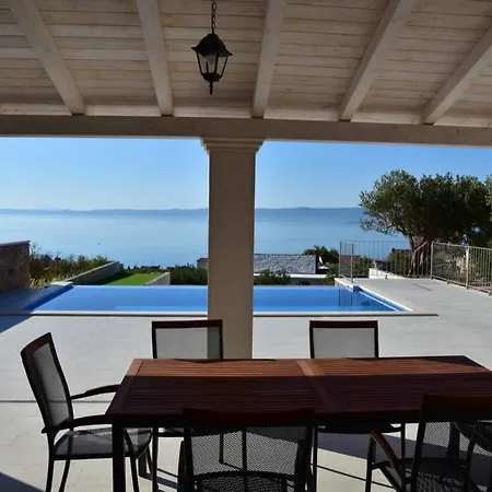 Katarina - Infinity Pool With Amazing View